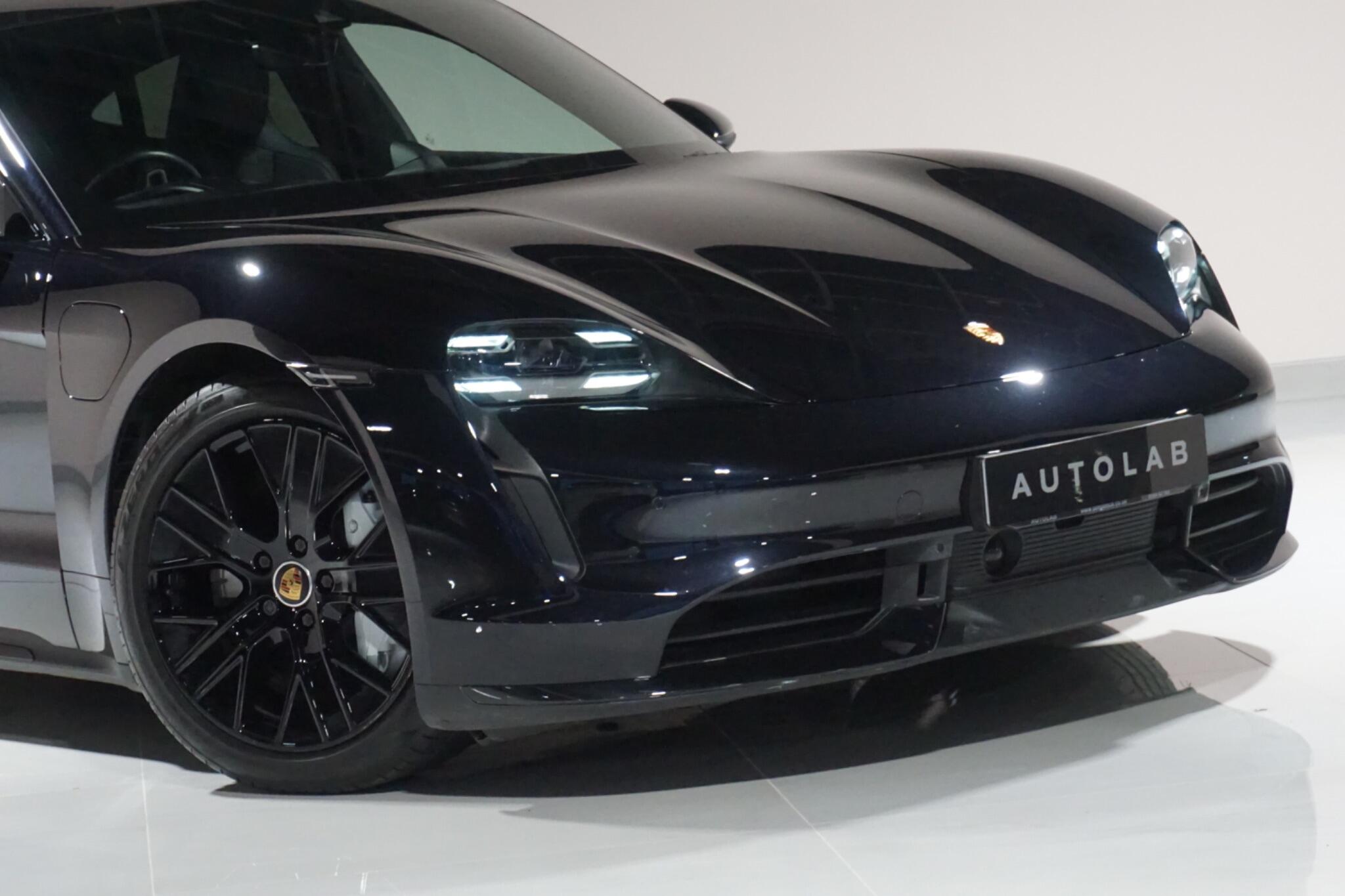 Porsche Taycan Performance Plus 93.4kWh Turbo Saloon 4dr Electric Auto 4WD (680 ps)